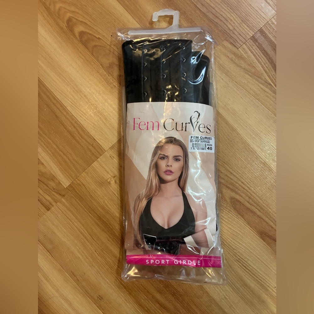 Fem Curves Black Sport Girdle